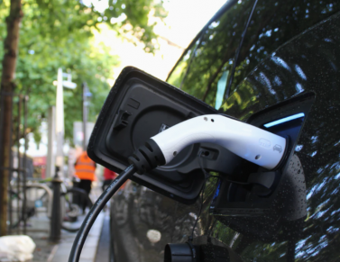 recharger voiture electrique domicile